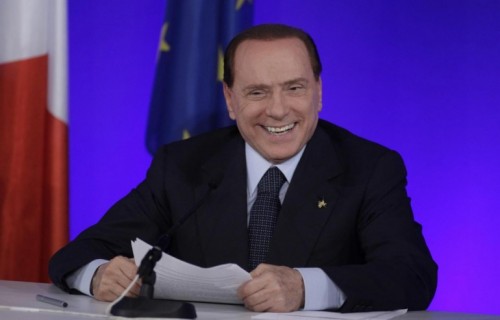 Video fuori onda Berlusconi da Barbara D'Urso: domande suggerite?  